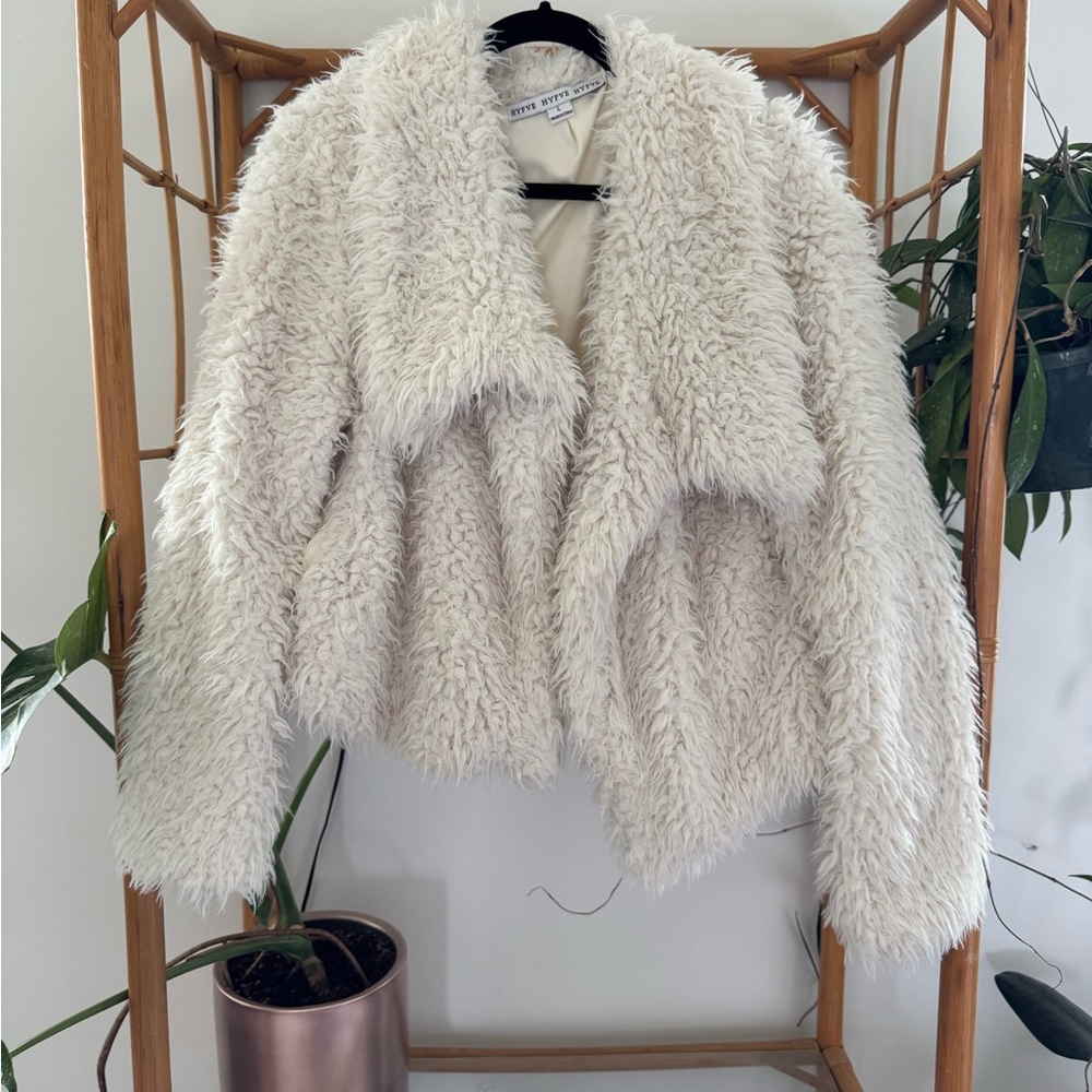 Fun & Edgy Shaggy Jacket – Winter Statement Piece